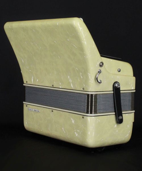 Scandalli 72 Bass 2 choros